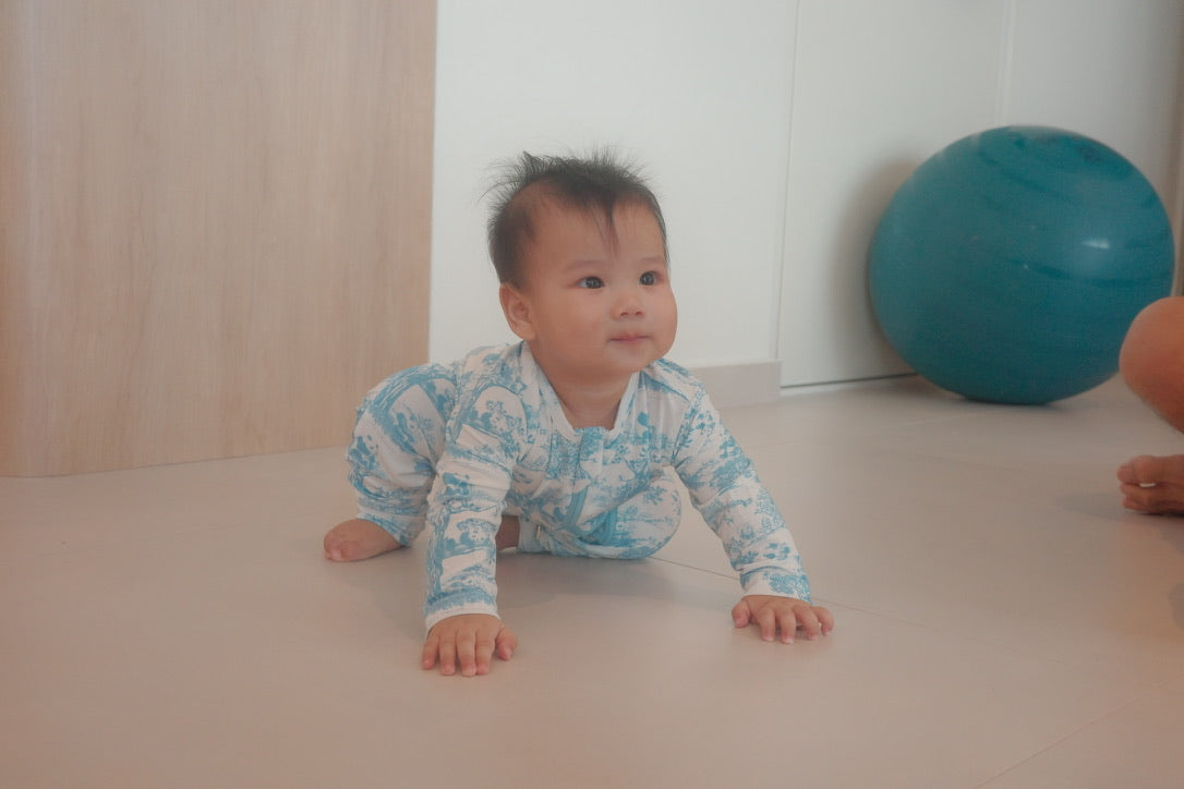 Newborn clothing checklist for Singapore families