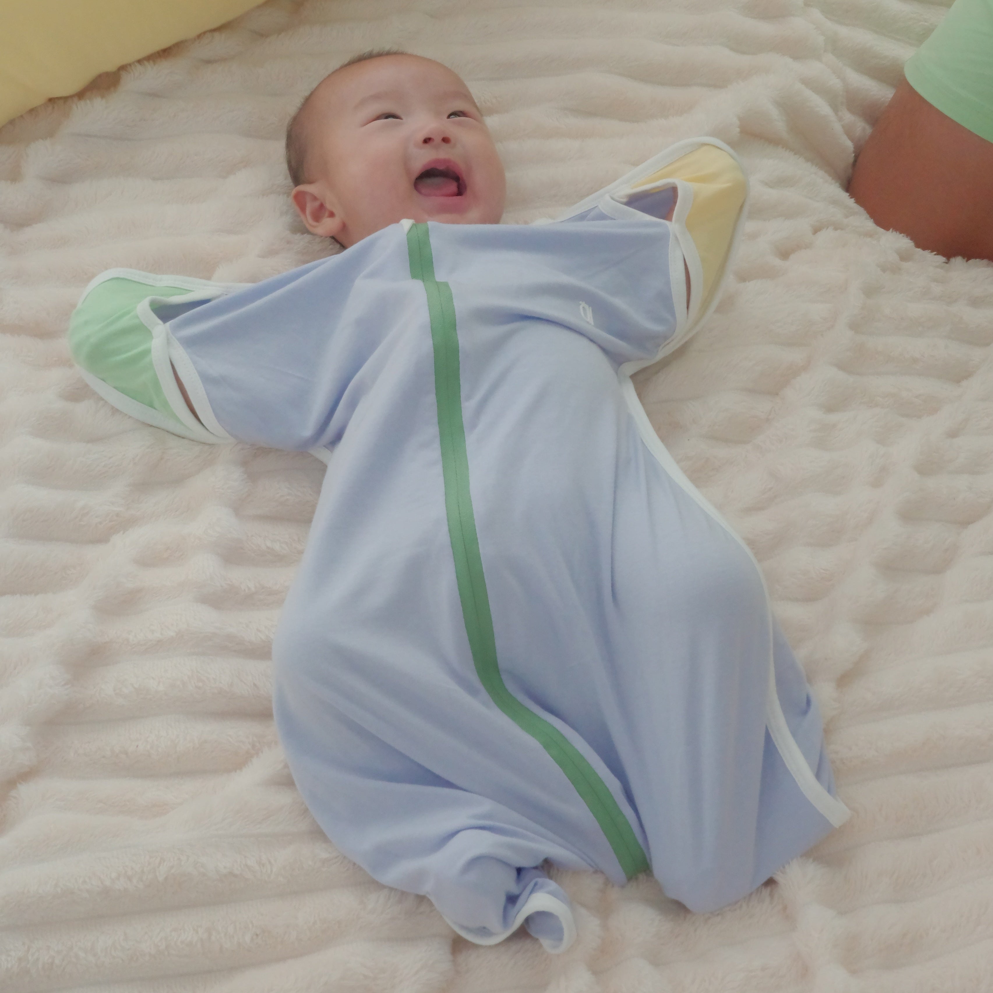 The Farmer's Market Bamboo HaeZip™ Anti-Startle Sleep Sack & Swaddle