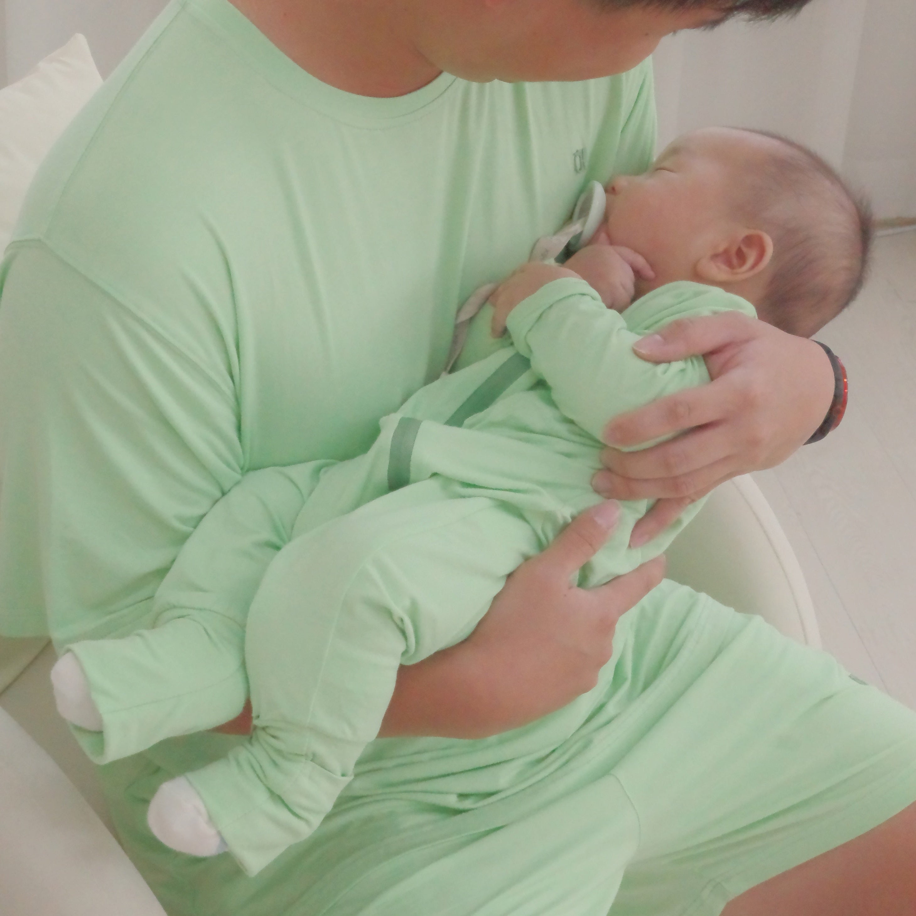 The Farmer's Market Bamboo Zip Sleep Suit Romper with HaeZip™